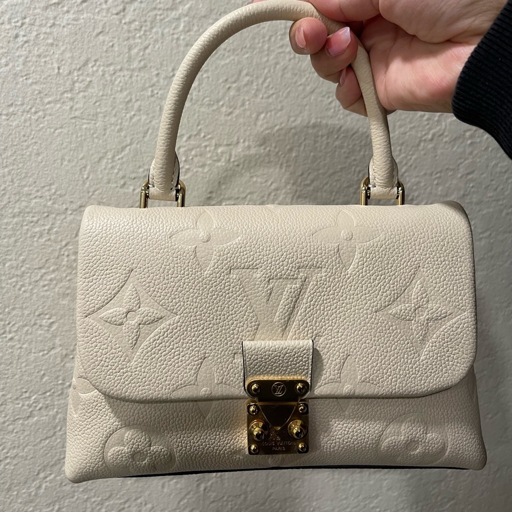 Super cute top handle bag- cream color